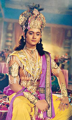 श्री कृष्णा जो 1993 में प्रसारित होता था. इस धारावाहिक का निर्माण रामानंद सागर ने किया था. स्वप्निल जोशी ने इस शो में कृष्ण के किशोरावस्था की भूमिका निभाई थी. बाद में सर्वदमन बनर्जी शो में नजर आए थे.