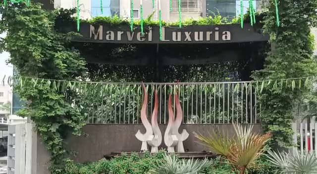 Drugs Seized: Suspect Mahesh Vaishnav luxurios flat in Surat, wife dont know about husband work Drugs Seized: સાવલી ડ્રગ્સ મામલે પકડાયેલા મહેશ વૈષ્ણવ રહે છે આલીશાન ઘરમાં, પત્નીએ પતિ કામને લઈને શું કર્યો ખુલાસો?