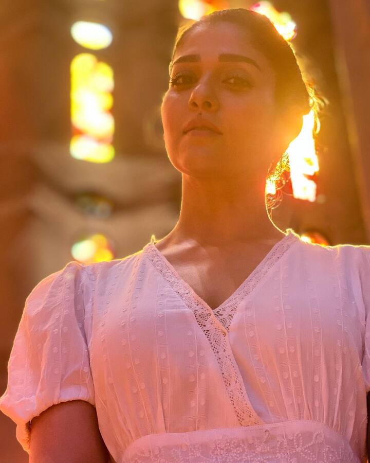 வா வா என் வெளிச்ச பூவே வா