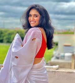 PHOTO: 'आर्ची'ला पाहताच चाहत्यांना लागलं याड; नवे फोटो पहिले का?