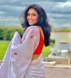 Rinku Rajguru : મરાઠી અભેનેત્રી રિંકુ રાજગુરુએ સાડીમાં શેર કર્યા હટકે Photos