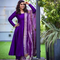 Actress Sneha : சுடிதார் அணிந்து வந்த சொர்கமே.. சினேகாவின் கலக்கல் க்ளிக்ஸ்!