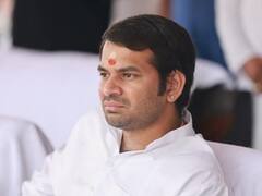 Bihar Politics: 'चाचा नीतीश कुमार लाल किले से फहराएंगे तिरंगा', तेज प्रताप यादव का बड़ा बयान