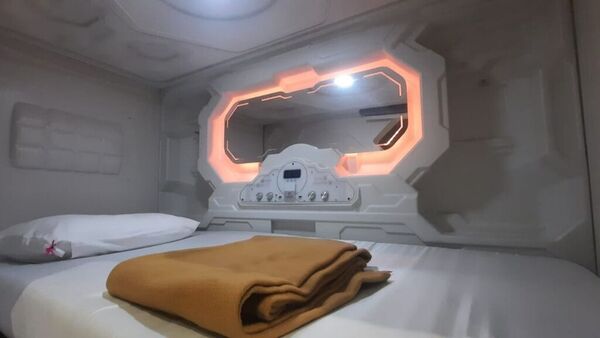 Sleeping Pods: சென்னை சர்வதேச விமான நிலையத்தில் தூங்கும் வசதி அறிமுகம்: முழு விபரம் உள்ளே