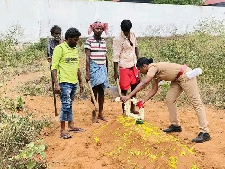 கோவையில் ஆதரவற்ற உடல்களை நல்லடக்கம் செய்யும் மனித நேய பெண் காவலர் ; கடமையை சேவையாக செய்பவருக்கு குவியும் பாராட்டுகள்..!