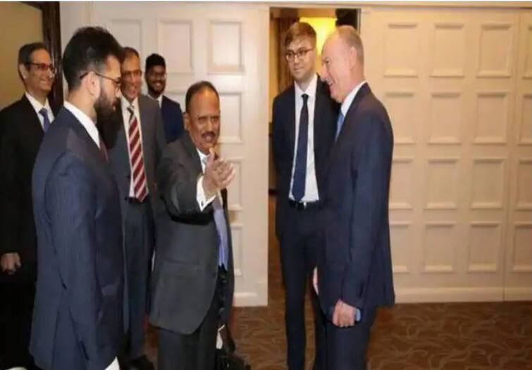 Ajit Doval Discusses bilateral and international issues with Russian Security advisor in Moscow Ajit Doval Russia Visit : ਮਾਸਕੋ 'ਚ ਰੂਸੀ ਸੁਰੱਖਿਆ ਸਲਾਹਕਾਰ ਨੂੰ ਮਿਲੇ NSA ਅਜੀਤ ਡੋਵਾਲ, ਇਨ੍ਹਾਂ ਅਹਿਮ ਮੁੱਦਿਆਂ 'ਤੇ ਹੋਈ ਚਰਚਾ