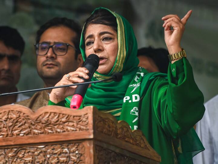 'Last Nail In Coffin Of Electoral Democracy': Mehbooba Mufti Slams Voting Rights To Non-Kashmiri Residents 'Last Nail In Coffin Of Electoral Democracy': Mehbooba Mufti Slams Voting Rights To Non-Kashmiri Residents