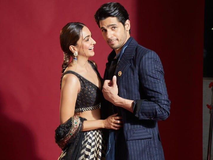 Sidharth Malhotra And Kiara Advani Confirm Their On-Going Romance On Koffee With Karan Sidharth Malhotra And Kiara Advani Confirm Their On-Going Romance On Koffee With Karan