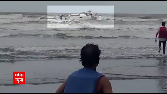 Raigad Suspicious Boat: रायगढ़ में मिले दो संदिग्ध नाव, डिप्टी CM फडणवीस बोले- टेरर एंगल की पुष्टि नहीं