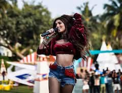 Tara Sutaria Pics: ક્રોપ ટોપમાં તારા સુતારિયાએ આપ્યા ગ્લેમરસ પોઝ, ફોટો જોઈ ફિદા થયા ફેન્સ