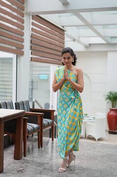 Taapsee Pannu in Kolkata: প্রসেনজিৎ সাক্ষাৎ, কালীঘাটে পুজো, তাপসীর কলকাতা সফরের খুঁটিনাটি