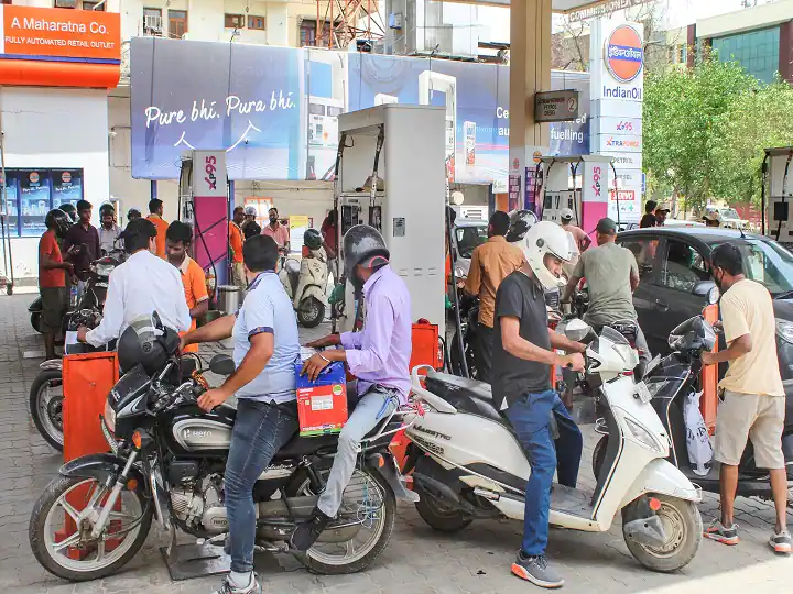 Fuel Demand: ਦੁਨੀਆ ਵਿੱਚ ਸਭ ਤੋਂ ਤੇਜ਼ ਰਫਤਾਰ ਨਾਲ ਭਾਰਤ ਵਿੱਚ ਵਧੇਗੀ ਤੇਲ ਦੀ ਮੰਗ , ਇਸ ਮਾਮਲੇ ਵਿੱਚ ਚੀਨ-ਅਮਰੀਕਾ ਨੂੰ ਛੱਡੇਗਾ  ਪਿੱਛੇ