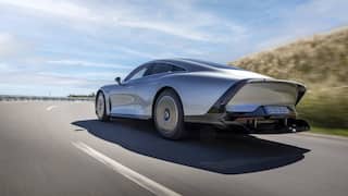Mercedes-Benz : इलेक्ट्रिक कारचा सिंगल चार्जिंगमध्ये 1200 किमीचा प्रवास; मर्सिडिस बेन्झने स्वत:चाच विक्रम मोडला