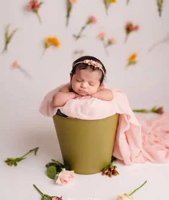 वैसे प्रणिता अपनी प्‍यारी बेटी को पूरी दुनिया से इंट्रोड्यूस करा चुकी हैं. वह सच में एक एंजल है.