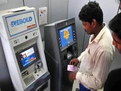 ATM Cash Withdrawal: ATMમાંથી પૈસા ઉપાડવા માટે કેટલો ચાર્જ અને ટેક્સ ચૂકવવો પડશે, જાણો વિગતે