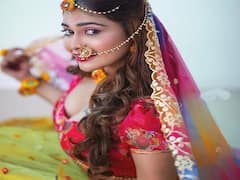 Dharsha Gupta: ராதை உடையில் கலக்கும் தர்ஷா குப்தா!