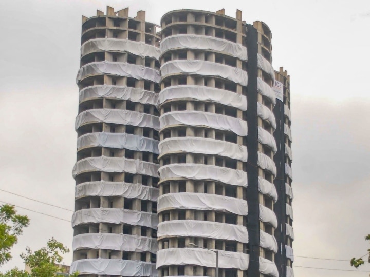 Supertech Twin Tower Noida How Will Twin Towers Demolished 3500 Kg Of  Explosives See Photos | Twin Tower Noida: 3500 किलो विस्फोटक से कैसे उड़ाया  जाएगा ट्विन टावर? तस्वीरें देखकर लें जानकारी