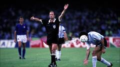 বছর শেষে ফুটবল বিশ্বকাপ, দেখে নিন সেরা ১০ রেফারিকে