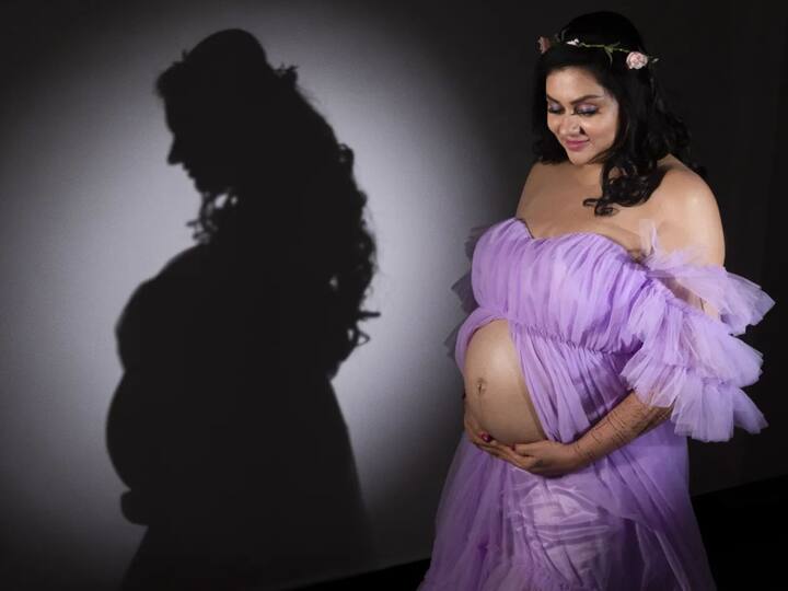 Namitha blessed with twin baby boys, Here is video Namitha: కవల పిల్లలకు జన్మనిచ్చిన నటి నమిత, ఇదిగో వీడియో
