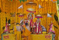 IN PICS | Illuminated Temples, Dahi Handi, Children Dressed As Krishna And Radha Mark Janmashtami Utsav