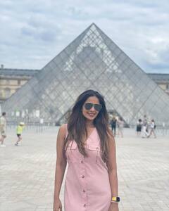 Samyuktha Shanmuganathan : பாரிஸில் இருக்கும் நடிகை சம்யுக்தா சண்முகநாதனின் புகைப்படங்கள்!