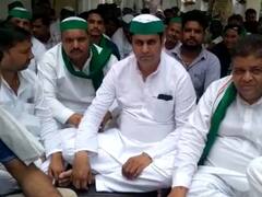 Shrikant Tyagi News: नोएडा में त्यागी समाज की पंचायत में 15 लाख लोगों के पहुंचने का अनुमान, MP महेश शर्मा के खिलाफ जांच की मांग