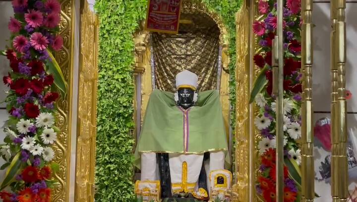 ભગવાન શામળિયાનો જાજરમાન શણગાર કરવામાં આવ્યો છે.
