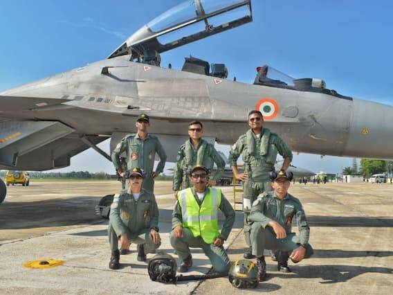 જ્યારે વિયેતનામી સેના સાથે ત્રણ અઠવાડિયા સુધી ચાલેલી કવાયત ગુરુવારે જ સમાપ્ત થઈ ગઈ. તે જ સમયે, ભારતીય વાયુસેનાના સુખોઇ ફાઇટર જેટ શુક્રવારથી શરૂ થનારી બહુરાષ્ટ્રીય કવાયત પિચ-બ્લેકમાં ભાગ લેવા ઓસ્ટ્રેલિયા પહોંચી ગયા છે. અમેરિકાની સાથે-સાથે વિયેતનામ અને ઓસ્ટ્રેલિયાના ચીન સાથે હંમેશા સૌહાર્દપૂર્ણ સંબંધો રહ્યા છે.