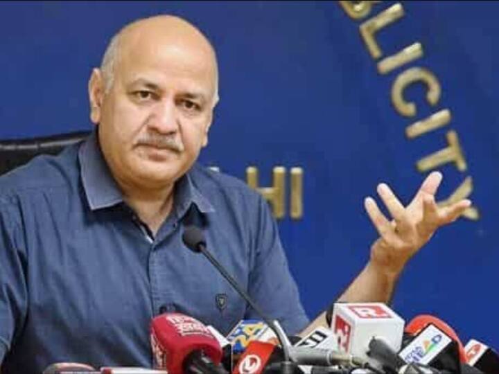 Manish Sisodia Says Computer Phone Seized After 14 Hour CBI Raid Manish Sisodia: 14 மணிநேர சோதனை! மொபைல், கம்ப்யூட்டர்களை கைப்பற்றிய சிபிஐ! பரபரப்பாக பேசிய சிசோடியா!