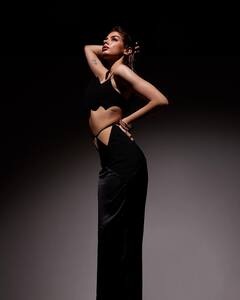 PHOTO : फॅशनच्या बाबतीत जान्हवीलाही तगडी टक्कर देतेय बहीण खुशी कपूर, नवे फोटो पाहिलेत का?