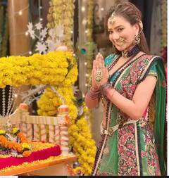 ਯਸ਼ੋਦਾ ਮਾਂ ਦੇ ਰੂਪ 'ਚ ਪਾਲਨਾ ਝੂਲਾਉਂਦੀ ਨਜ਼ਰ ਆਈ ਮਦਾਲਸਾ ਸ਼ਰਮਾ, 'ਕਾਵਿਆ' ਨੇ ਸ਼ਾਨਦਾਰ ਅੰਦਾਜ਼ 'ਚ ਮਨਾਇਆ ਜਨਮ ਅਸ਼ਟਮੀ