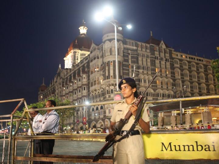 Mumbai News: मुंबई में फिर हो सकता है 26/11 जैसा हमला? पुलिस को मिला यह धमकी भरा मैसेज Mumbai Police received a big threat got a message about the possibility of 26/11-like attack Mumbai News: मुंबई में फिर हो सकता है 26/11 जैसा हमला? पुलिस को मिला यह धमकी भरा मैसेज