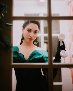 Actress Tamannaah : கண்ணும் கண்ணும் நோக்கியா.. நடிகை தமன்னாவின் ஸ்டைலான புகைப்படங்கள்!
