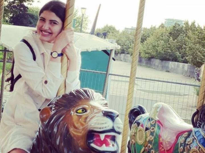 IAS Aishwarya Sheoran: राजस्थान के चूरू जिले की निवासी ऐश्वर्या श्योरन ने अपने पहले ही प्रयास में यूपीएससी परीक्षा (UPSC Exam) में सफलता प्राप्त की थी. आईएएस बनने के लिए उन्होंने अपने मॉडलिंग करियर को खत्म कर दिया था. ऐश्वर्या 2014 में क्लीन एंड क्लियर फेस फ्रेश और 2016 में फेमिना मिस इंडिया की फाइनलिस्ट रही हैं. (Photo: Instagram)