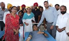 ਕੈਬਨਿਟ ਮੰਤਰੀ ਅਮਨ ਅਰੋੜਾ ਨੇ ਸ਼ਹੀਦ ਸੰਤ ਹਰਚੰਦ ਸਿੰਘ ਲੌਂਗੋਵਾਲ ਦੀ 37ਵੀਂ ਬਰਸੀ ਮੌਕੇ ਖੂਨਦਾਨ ਕਰ ਕੇ ਦਿੱਤੀ ਸ਼ਰਧਾਂਜਲੀ