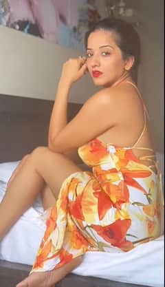 PHOTO : मोनालिसाचं सौंदर्य अन् हॉट अदा; भोजपुरी इंडस्ट्रीत अभिनेत्रीनं केलीय कमाल