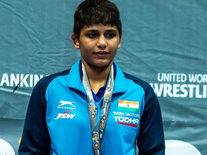 Antim Panghal becomes first Indian Girl to win U20 world wrestling championship Antim Panghal ने रचा इतिहास, अंडर-20 वर्ल्ड रेसलिंग चैंपियन बनने वाली पहली भारतीय बनीं