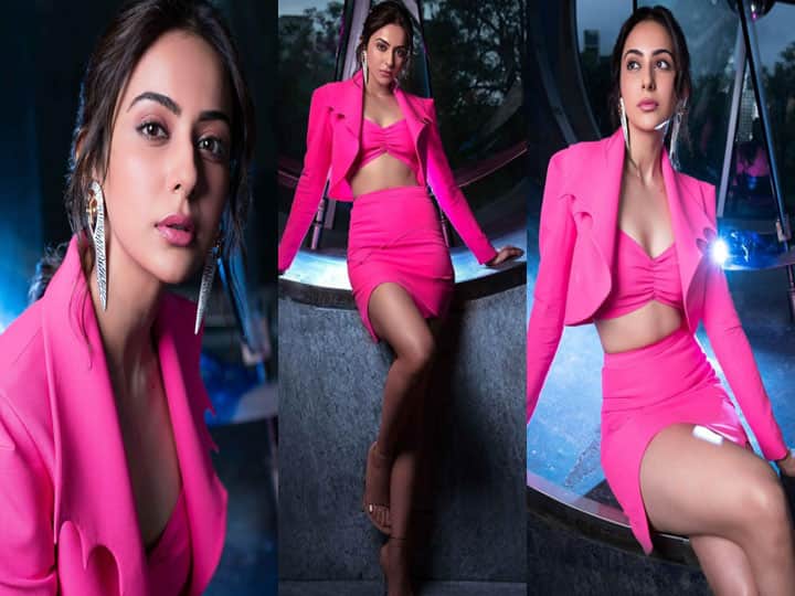 Rakul Preet Singh Pics: छोटी ड्रेस में रकुल प्रीत सिंह ने बढ़ाया सोशल मीडिया का पारा, तस्वीरें देख उड़ जाएंगे होश Rakul Preet Singh Pics: छोटी ड्रेस में रकुल प्रीत सिंह ने बढ़ाया सोशल मीडिया का पारा, तस्वीरें देख उड़ जाएंगे होश