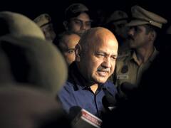 मनीष सिसोदिया के घर 14 घंटे से ज्यादा चली CBI रेड... बरामद हुए कई दस्तावेज-इलेक्ट्रॉनिक गैजेट्स, जांच के बाद होगी आगे की कार्रवाई