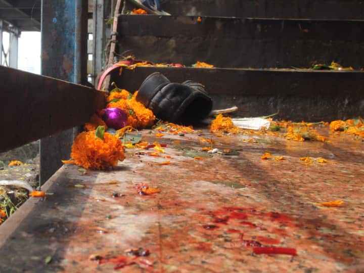 Temple Stampede: बांके बिहारी मंदिर में भगदड़ मचने का ये पहला मामला नहीं, जानें देश में कब-कहां हुई भगदड़ की घटनाएं