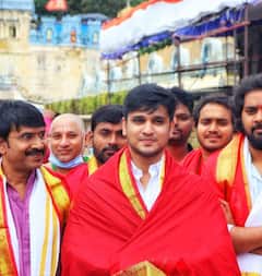 తిరుమల శ్రీవారిని దర్శించుకున్న 'కార్తికేయ-2' మూవీ టీం