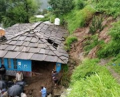 Chamba: ਚੰਬਾ 'ਚ ਵੱਡਾ ਹਾਦਸਾ, ਘਰ ਦੇ ਹੇਠਾਂ ਦੱਬਣ ਨਾਲ 3 ਲੋਕਾਂ ਦੀ ਮੌਤ