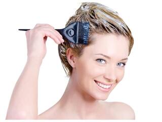 Beauty Tips: घर बैठे पाएं ब्यूटी पार्लर जैसे स्ट्रेट और स्मूद बाल, इन होममेड हेयर मास्क को एक बार जरूर करें अप्लाई