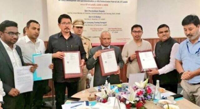 NDDB Signs MoU to Manage the Ladakh Milk Federation with the Ladakh Administration and LAHDC MOU: લદ્દાખ મિલ્ક ફેડરેશનના સંચાલન માટે એનડીડીબીએ લદ્દાખના વહીવટીતંત્ર અને એલએએચડીસી સાથે એમઓયુ કર્યું