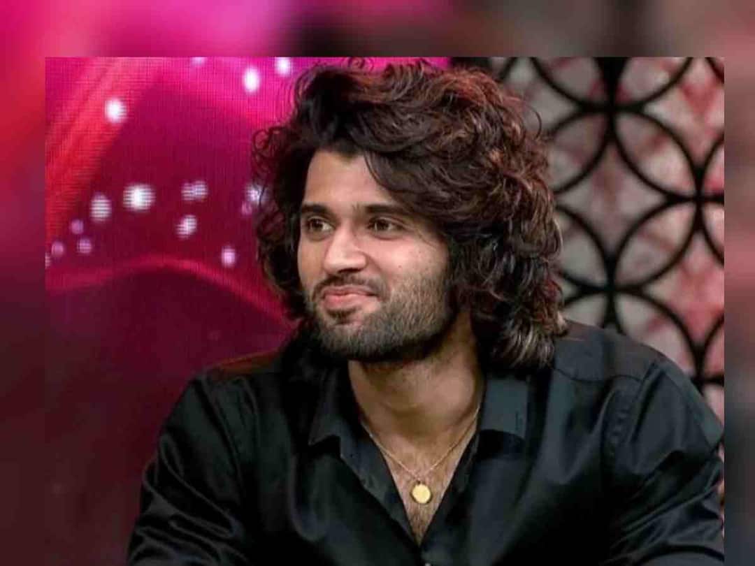 Liger Fame Vijay Deverakonda’s tweet I Have No Fear goes viral Liger : सोशल मीडियावर ‘बॉयकॉट लायगर’ची मागणी, विजय देवरकोंडा ट्विट करत म्हणाला ‘आम्ही लढू...’
