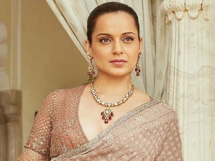 Kangana Ranaut will file a case at Filmfare, your mind will spin when you know the reason! ਫਿਲਮਫੇਅਰ 'ਤੇ ਕੇਸ ਕਰੇਗੀ Kangana Ranaut, ਕਾਰਨ ਜਾਣ ਤੇ ਘੁੰਮ ਜਾਵੇਗਾ ਤੁਹਾਡਾ ਦਿਮਾਗ਼!