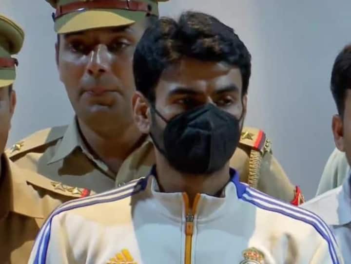 Shrikant Tyagi Case: श्रीकांत त्यागी के समर्थन में महापंचायत आज, आरोपों के बीच बीजेपी सांसद का बड़ा बयान, भारी भीड़ जुटने की संभावना Mahapanchayat held today in support of Noida Omaxe Society Shrikant Tyagi Case people come from Uttar Pradesh Bihar Delhi Shrikant Tyagi Case: श्रीकांत त्यागी के समर्थन में महापंचायत आज, आरोपों के बीच बीजेपी सांसद का बड़ा बयान, भारी भीड़ जुटने की संभावना