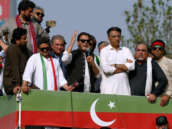Imran Khan Calls Man Who Saved His Life A Hero Of Pakistan During Hakiki March