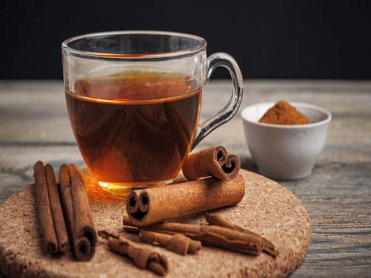 Honey And Cinnamon Water - How This Home Remedy May Help Cut Belly Fat தேவையில்ல்லாத கொழுப்பை குறைக்கனுமா? இந்த கஷாயத்தை குடிங்க... செய்முறை இதுதான்!