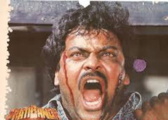 Chiranjeevi In Bollywood : అమితాబ్ కంటే పెద్ద స్టార్ అన్న సినీ ప్రపంచం చిరును పట్టించుకోలేదా..?